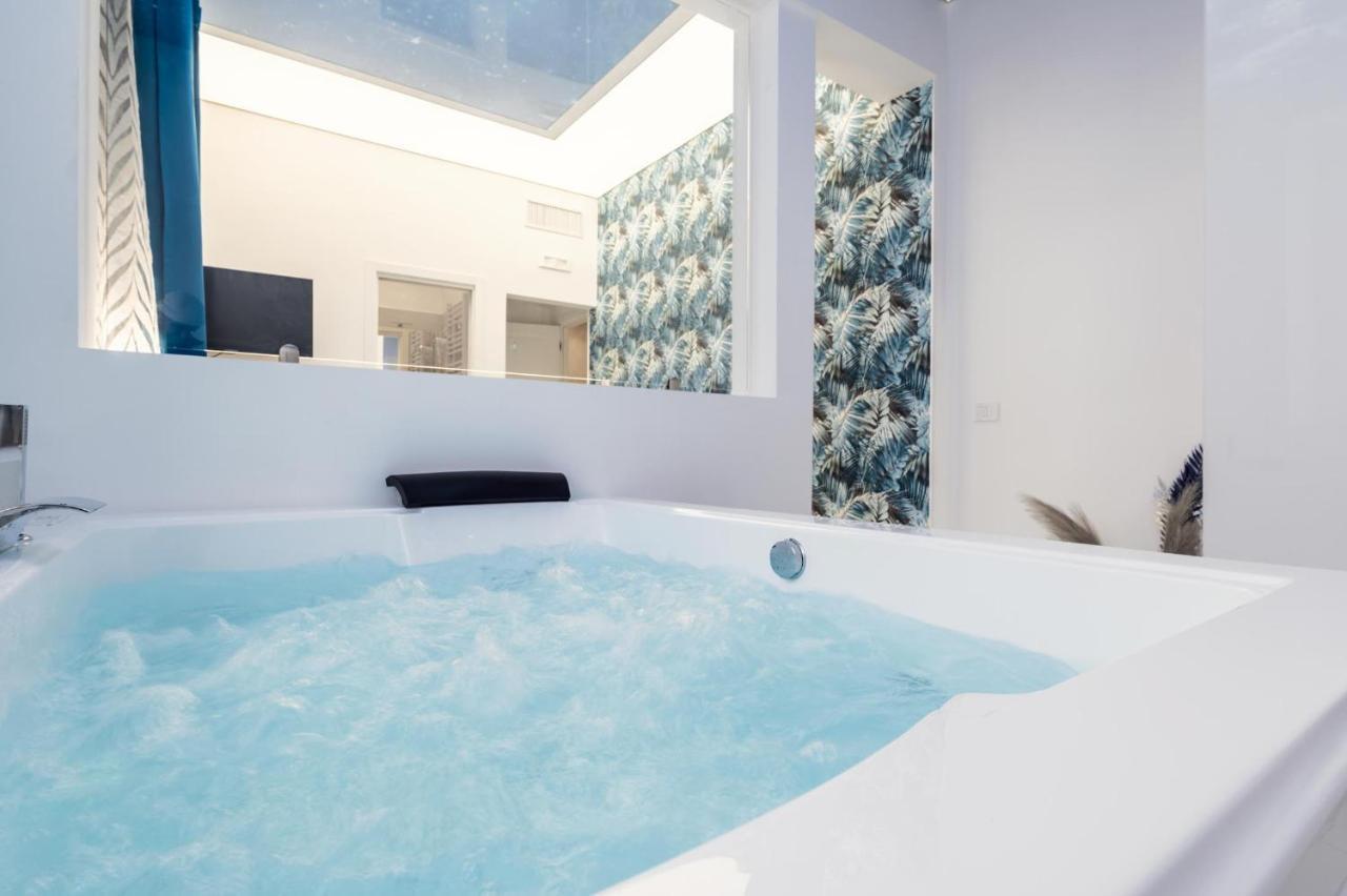 Palazzobellini Bed & Breakfast คาตาเนีย ภายนอก รูปภาพ