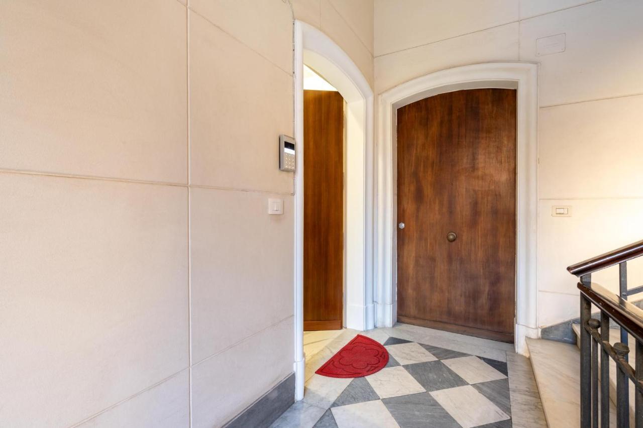 Palazzobellini Bed & Breakfast คาตาเนีย ภายนอก รูปภาพ
