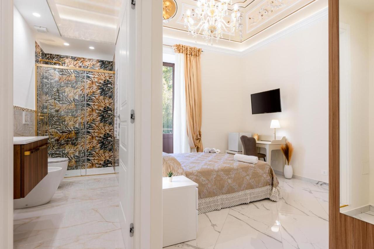 Palazzobellini Bed & Breakfast คาตาเนีย ภายนอก รูปภาพ
