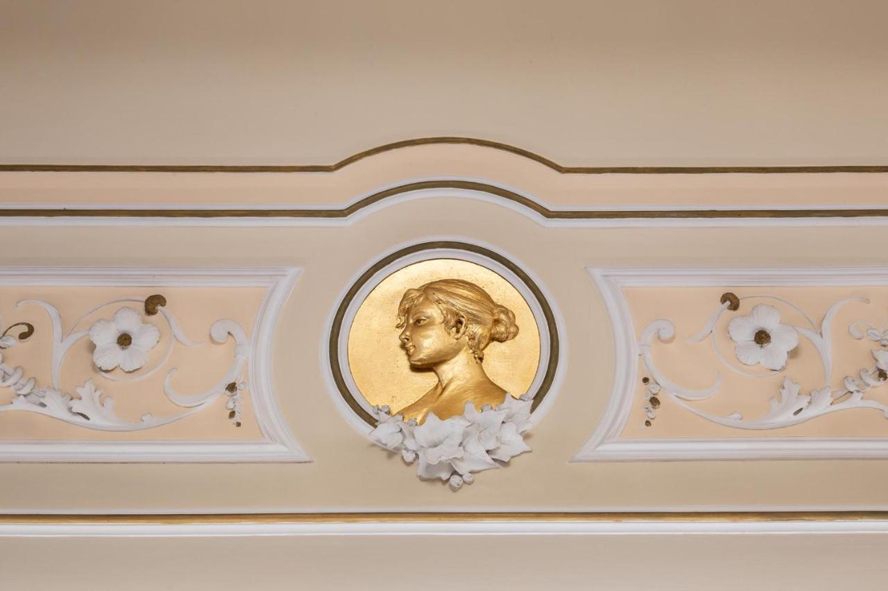 Palazzobellini Bed & Breakfast คาตาเนีย ภายนอก รูปภาพ