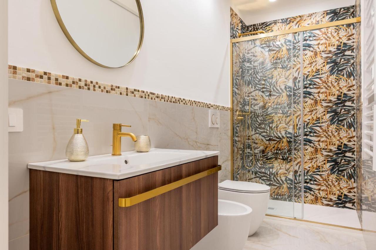 Palazzobellini Bed & Breakfast คาตาเนีย ภายนอก รูปภาพ