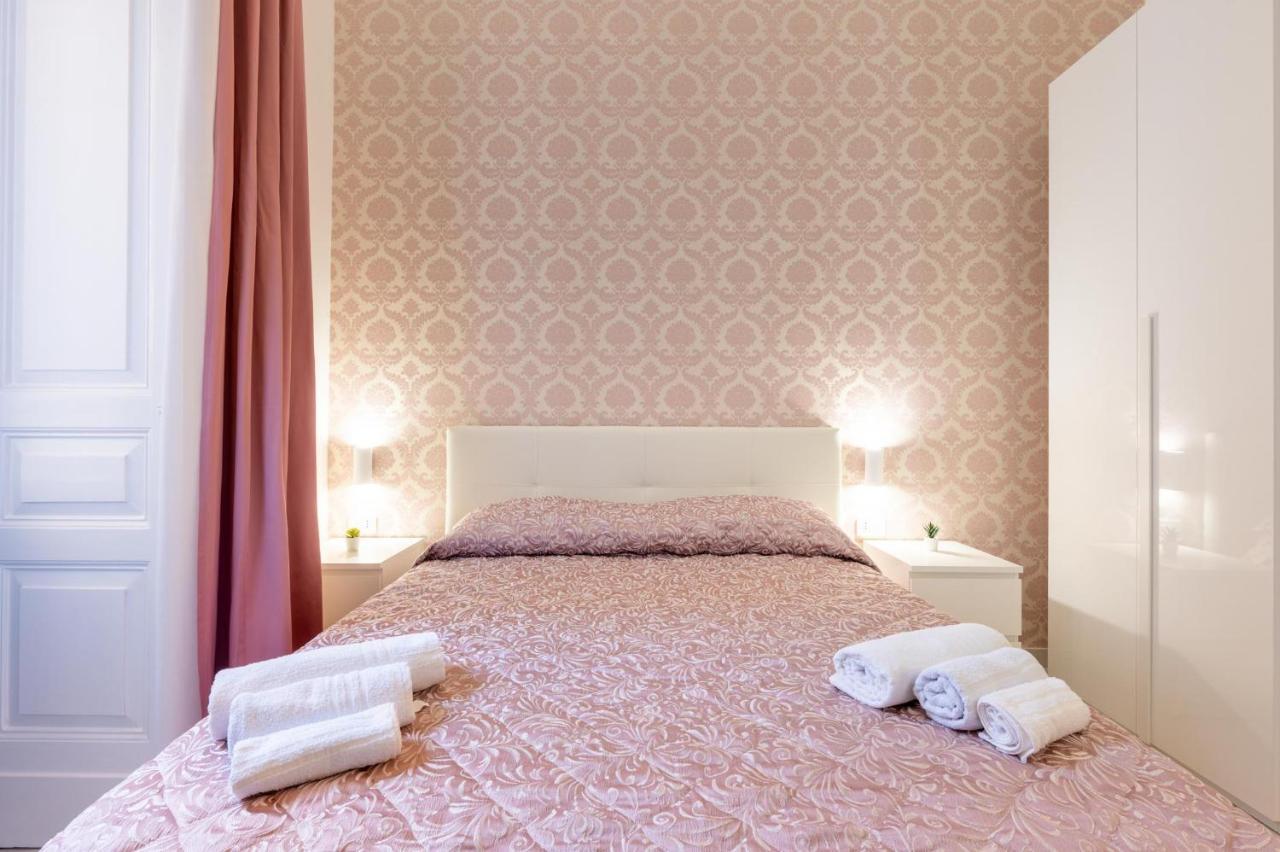 Palazzobellini Bed & Breakfast คาตาเนีย ภายนอก รูปภาพ